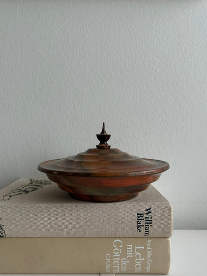 Skulpturale Vintage Kupferdose mit Holzknauf